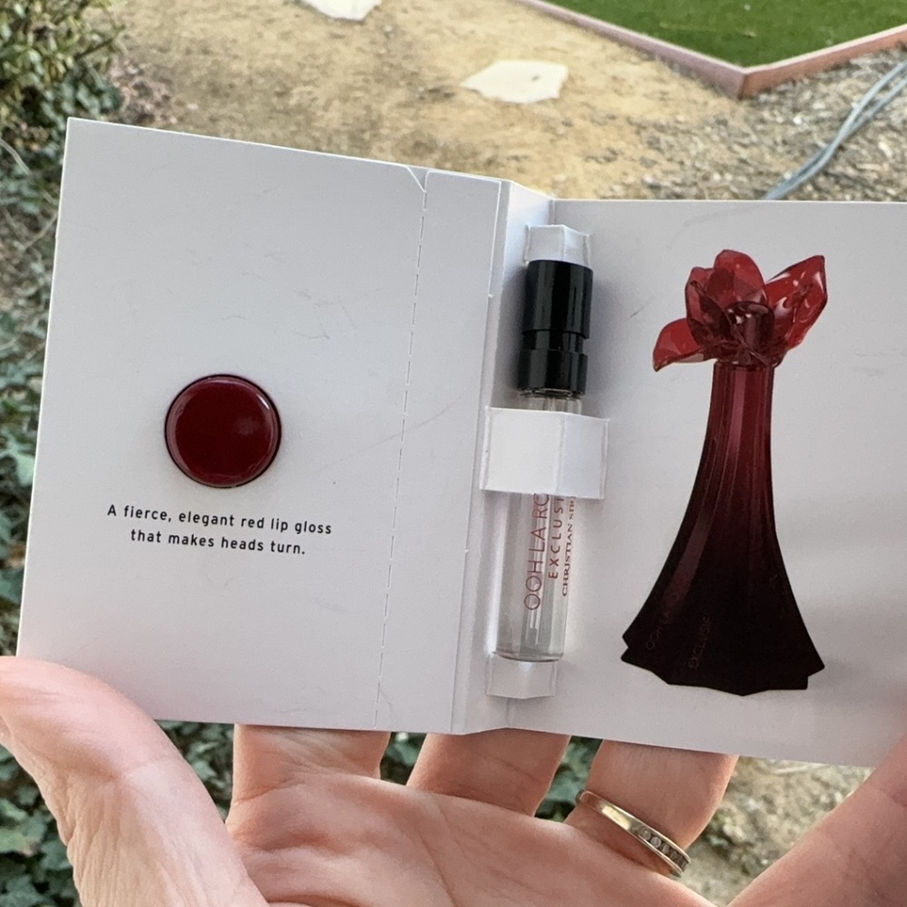 Ooh La Rouge by Christian Siriano Spray Sample 2ml with Red Lip Gloss .8m